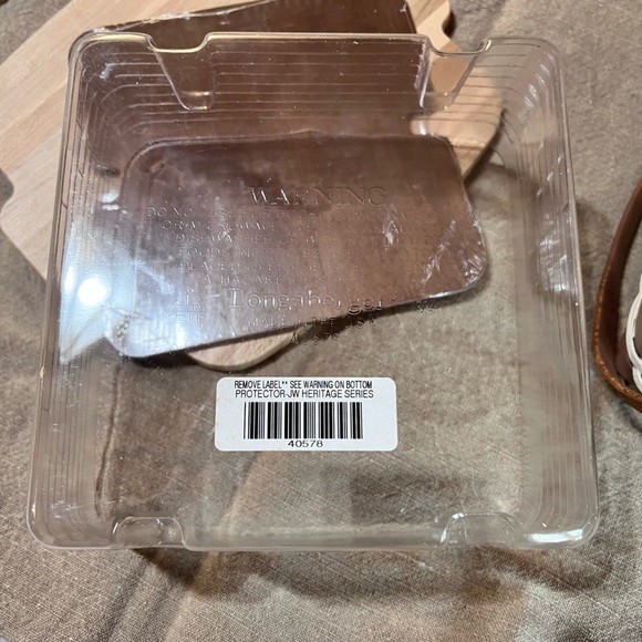 NIB Longaberger JW Heritage Series Cake Basket w/Liner, Protector, Riser, Lid - Picture 5 of 11